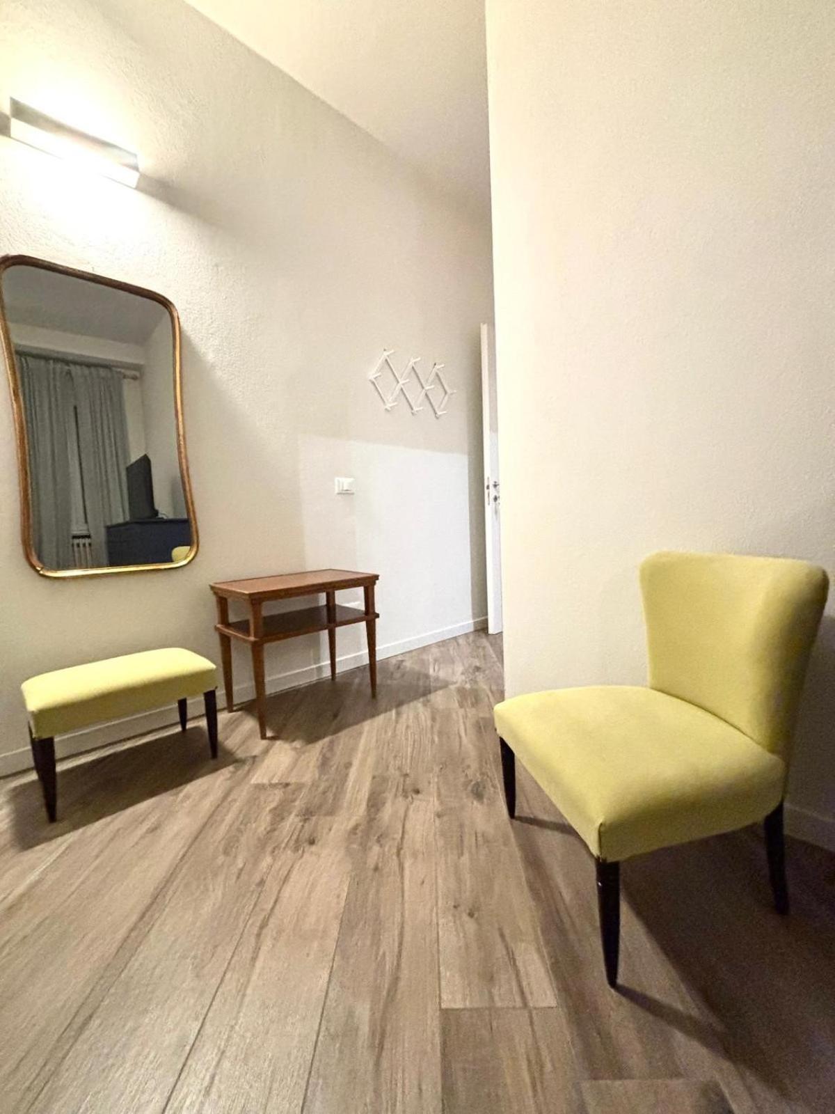 Lu.Lu Suite And Rooms Piacenza Bagian luar foto