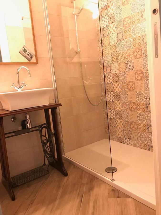 Lu.Lu Suite And Rooms Piacenza Bagian luar foto
